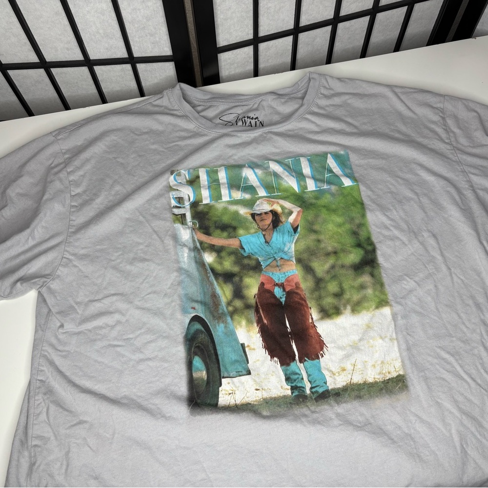 Gray Graphic Short Sleeve Tee